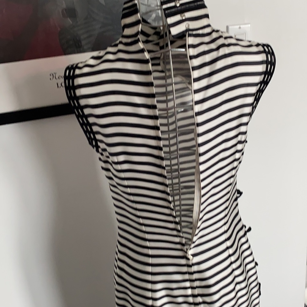 silk dress - Picture 8 of 8